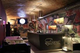 GREEN PLANET - Cannabis & Marijuana Smokers Private Club in Barcelona |  GREEN PLANET | ASOCIACIÓN CANNÁBICA Y CLUB SOCIAL FUMADORES CANNABIS -  MARIHUANA EN BARCELONA