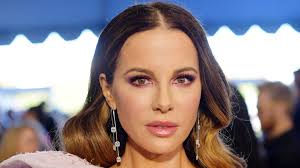 Catch up on life with the latest news and trends in fashion, beauty, wellness, parenting and more from the experts at usa today. Kate Beckinsale Promiflash De