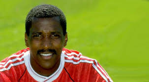 Book Viv Anderson