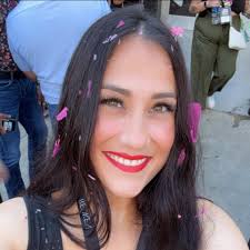 Monica Andrada-Beauty Professional