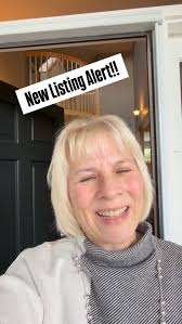 ⭐Open House Sunday⭐ This spacious home