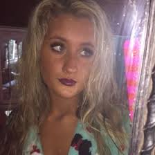 Gabrielle Lott (gabbycarolinexo)