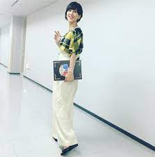 滝川クリステルさんはinstagramを利用しています レギュラー番組教えてもらう前と後 2本目収録です 明日 22日20時からtbsで放送です ブランド名はhpで見れますよ 滝川 クリステル ファッション 滝川