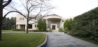 Michael jordan subasta su mansión de chicago desde 22 millones de euros. La Casa Que Michael Jordan No Consigue Vender