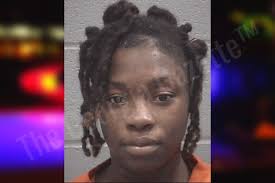 Cameron Fountain's Instagram, Twitter & Facebook