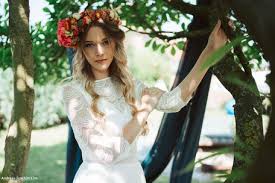 Kann mann zusammen tragen oder. Zweiteilige Brautkleider Elementar I Moderne Brautkleider