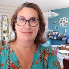 Pour une fois, Réjane Boucault, Charlotte Bouvet ou moi ne faisons pas la  couverture, mais nous sommes dessus 😁 Ne ratez pas le dernier numéro de 7  Jours !