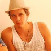 Yuri Ramos (yuriwolff)