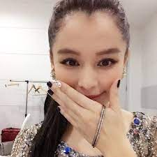 世界が絶賛する奇跡の美貌 40歳ビビアン スーの 女神の美を作る5つの秘訣 ビビアン ビビアンスー 美貌