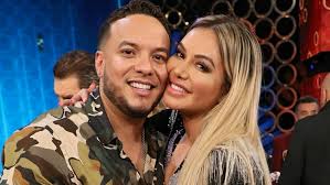 Editors' notes chiquis rivera does more than just embrace her family's rich legacy on entre botellas: Chiquis Rivera And Lorenzo Mendez Relationship Timeline A Look At Their Passionate And Complicated Romance Whas11 Com
