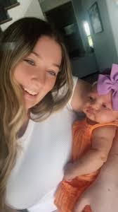 Brianna Yeager's Instagram, Twitter & Facebook