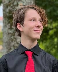 Timothy Ogle's Instagram, Twitter & Facebook