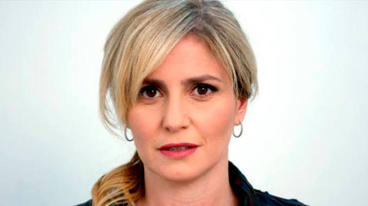 Medioevo: Romina Manguel criticada por estar en pareja con alguien más joven