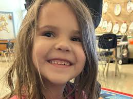 Fundraiser for Donna Campbell by Chelsea Mainprize : Spark a smile, help  Luna shine through cancer.