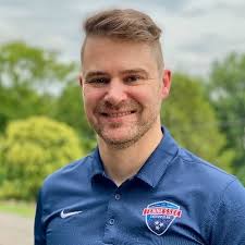 Lee Smith (@CoffeeForCoach)