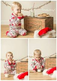 Popsugar Baby Christmas Photos Toddler Christmas Photos Diy Christmas Photoshoot