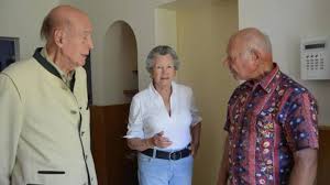 El expresidente valery giscard d´estaing ha muerto por coronavirus a los 94 años. Valery Giscard D Estaing A Vote A Authon
