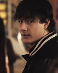 sorry he’s fine. #owenmilligan #owenmilliganedit #degrassi #degrassitok  #degrassiedit #degrassinextgeneration #tiaedvts