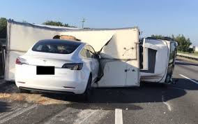 He said that minutes before the crash, the men's wives watched them leave in the tesla after they. Tesla Autopilot Fails To Avoid Overturned Truck Crashes Despite Brakes Slashgear