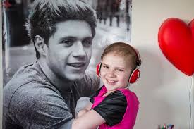 As One Direction roll in for Belfast gigs brave little Molly prepares to  meet hero Niall Horan