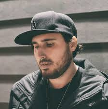 Aaron Shank's Instagram, Twitter & Facebook