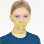 Voronejdagi suzish kiyimidagi eng go'zal qizlar