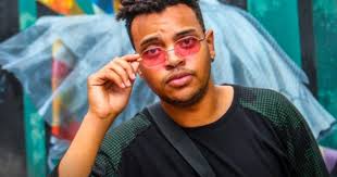 Artista suspeito de matar fotógrafo a facadas em festa é detido pela PM em  SP