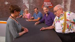 Schon vor seiner premiere bei bares für rares und dem handlauf zum papst stand hofmaier im scheinwerferlicht. Bares Fur Rares Golduhr Sorgt Fur Wettbieten Dann Bemerkt Handler Ludwig Hofmaier Einen Fehler Express De