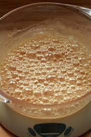 Caramel Inratable Express En 5 Minutes Au Micro Ondes Pour Une Sauce Caramel Au Beurre Sale Divine On Dine Ch Recette Recettes De Cuisine Cuisine Et Boissons