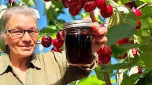 How to make cherry syrup