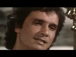 Roberto Calles's Instagram, Twitter & Facebook