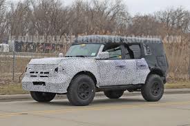 2021 Ford Bronco Here Are Some Spy Shots Jalopnik Stangbangers In 2020 Ford Bronco Ford Best New Cars