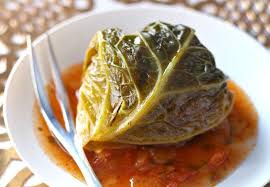 50 Recettes De Grand Mere Pour Retrouver Le Gout De L Enfance Chou Farci Chou Farci Recette Recettes De Cuisine