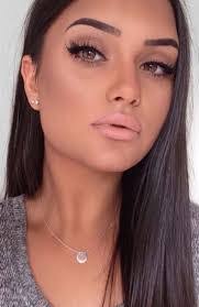 Marisa Floyd's Instagram, Twitter & Facebook