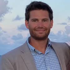 🚗 **2017 Hyundai Santa Fe Limited Ultimate AWD** 💲 **Price:** $13,495 🛣️  **Mileage:** 103,000 miles