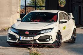We're hearing that the type r might not land. Honda Civic Type R 2 0 Vtec Turbo Gt Im Test Autotests Autowelt Motorline Cc