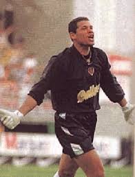 They play their home games at the centenario stadium. Oscar Eduardo Cordoba Trayectoria Y Biografia De Jugadores Historia De Boca Juniors