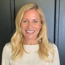 Allie Putnam's Instagram, Twitter & Facebook