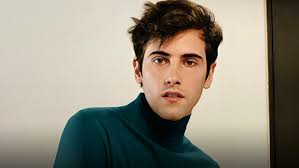 Beyond Spotlight Lifestyle of Seven Sirius Benjamin