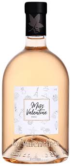 Vin très fruité aux tanins souples et harmonieux, le goûter c'est l'adopter. Chateau Les Valentines Miss Valentine Rose Vivino