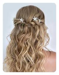 Bridesmaid hair styles are big in number, and it is not that easy to make a choice. 71 Unique Bridesmaid Hairstyles For The Big Day