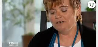 L'amour est dans le prêt. L Amour Est Dans Le Pre Une Pretendante Se Ridiculise Avec Sa Chanson Pour Didier Video Terrafemina