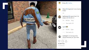 Old town road is a song by american rapper lil nas x, first released independently in december 2018. Video Lil Nas X Performs Old Town Road At Elementary School Firstcoastnews Com