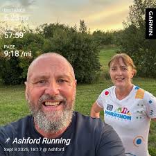 Monday night run with Linda-Jean McBurney 🥰🥰 A nice out and back with a  couple of hills 👌 When your miling you're smiling See you all tomorrow  RSD. 2057 #milesforfaujasingh #MilesforJamin #milesforwardy #