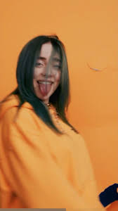 билли айлиш You Should See Me In A Crown I Love How He Sticks Out His Tongue Xddddd In 2020 Billie Billie Eilish Singer
