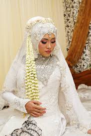 Adalah sytle pengantin muslimah pada umumnya. Foto Rias Pengantin Adat Jawa Sunda Dan Muslimah Berhijab Paket Pernikahan Catering Dekorasi Pelaminan Rias Pengantin Luwes