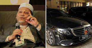 Tindakan seorang peniaga menyorok 1,350 karton rokok tidak bercukai bernilai rm200,000 di dalam van miliknya membawa padah apabila. Takkan Nak Pakai Viva Belaka Semua Menteri Timbalan Mb Kelantan Pertahan Kerajaan Negeri Beli 14 Buah Mercedes Benz Malaysian Update Berita Terkini Untuk Anda