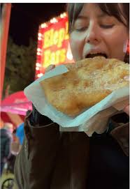 elephant ears at the fair 🎪🐘 #elephantear #spookyseason #fair #carnival  #fried #crispy #delicious #halloween #fallaesthetic