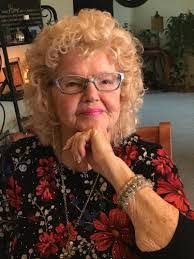 Kaye Geiger's Instagram, Twitter & Facebook