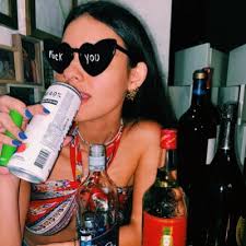 Giulianna Jurado (@giuli_jay)